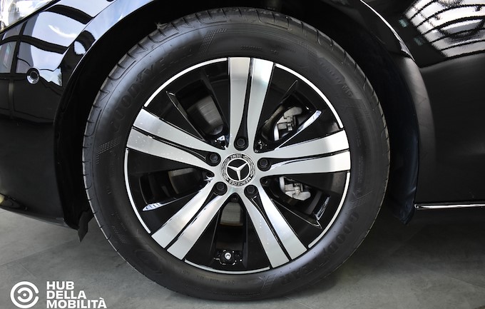 C 200 D S.W. ADVANCED